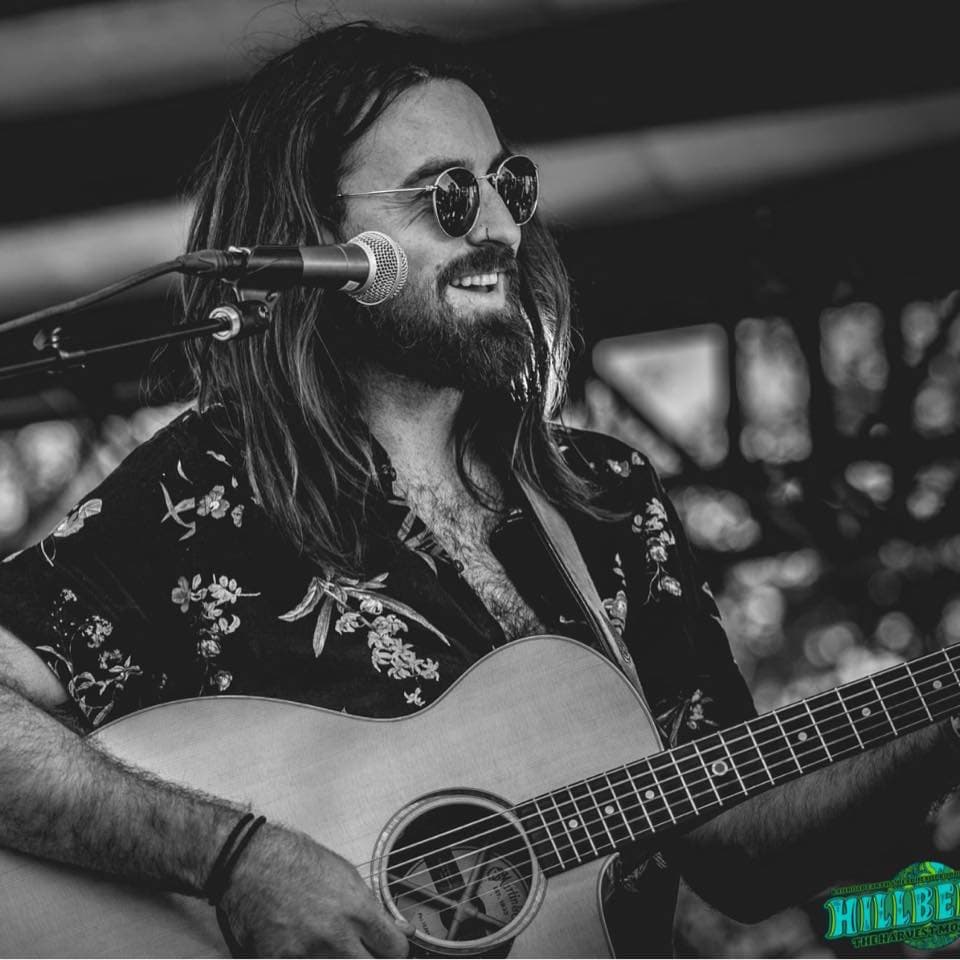 Charlie Mellinger live performance